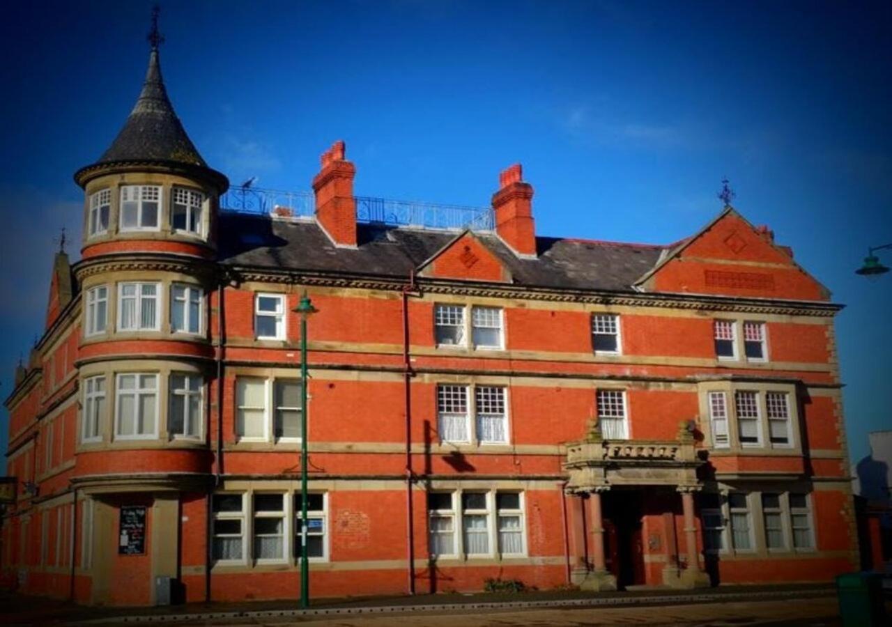 Vale View: Stylish Dog-friendly Near Apartment Prestatyn
