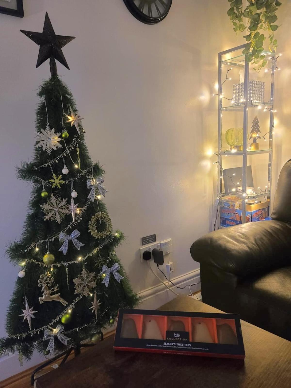 Vale View: Stylish Dog-friendly Near Apartment
